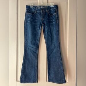 Women's EXPRESS Dark Blue Low-Rise Jeans